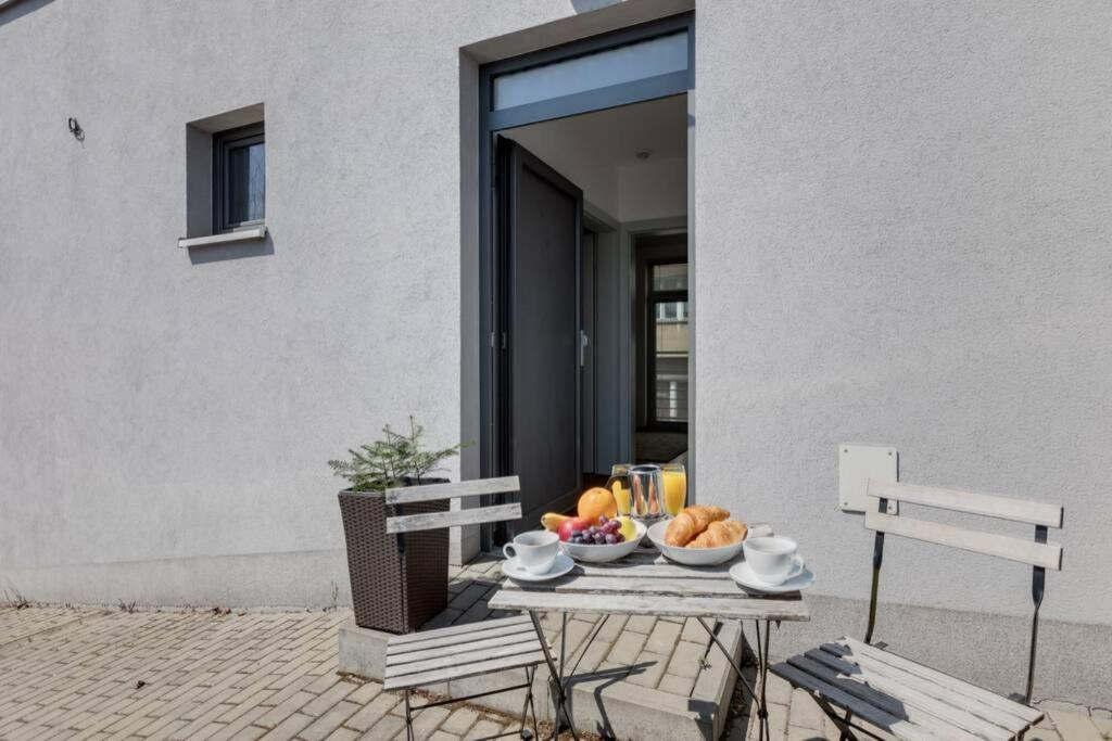 Jt's Fricova Str. Apartment Prague